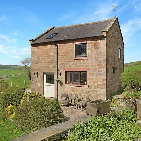 Host & Stay - Little Barn - Upper Hulme Лийк Екстериор снимка
