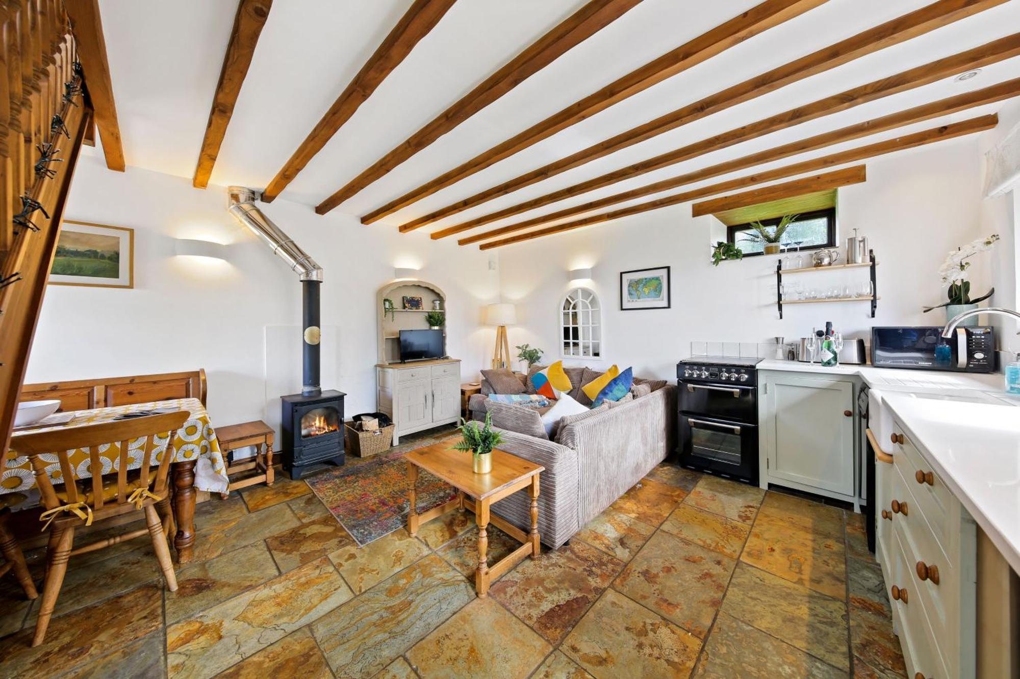 Host & Stay - Little Barn - Upper Hulme Лийк Екстериор снимка