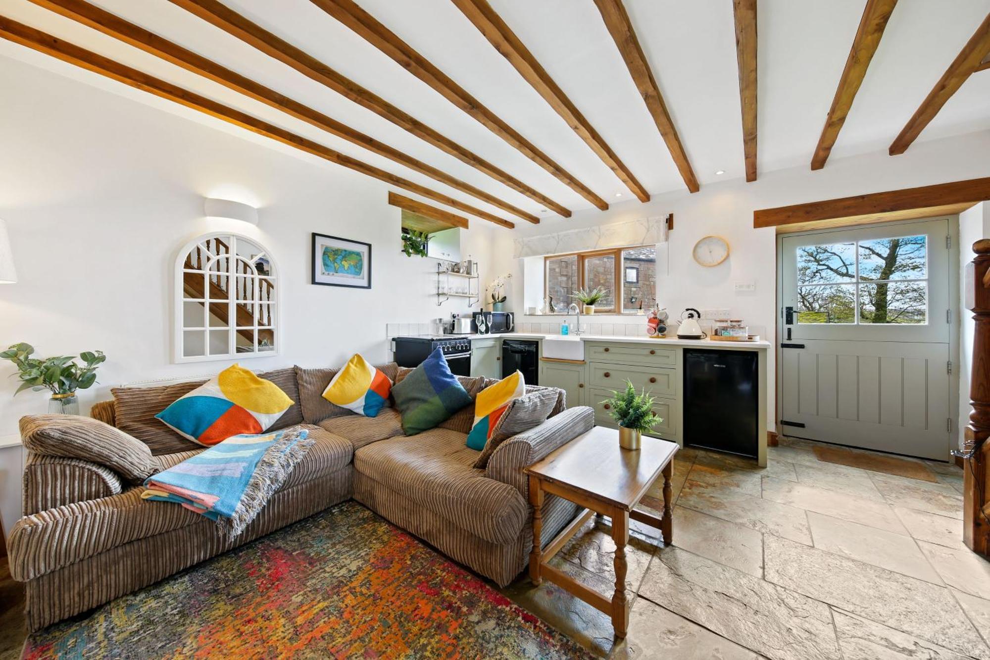 Host & Stay - Little Barn - Upper Hulme Лийк Екстериор снимка